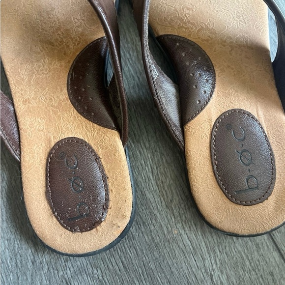 B.O.C. Sandals - Picture 3 of 4